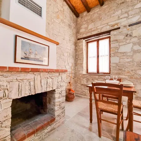 Aphrodite's Pool Retreat * Skarinou