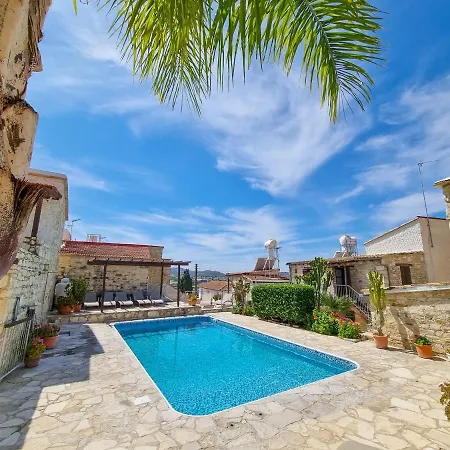 아파트 Aphrodite's Pool Retreat