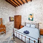 Apartment Aphrodite's Pool Retreat *