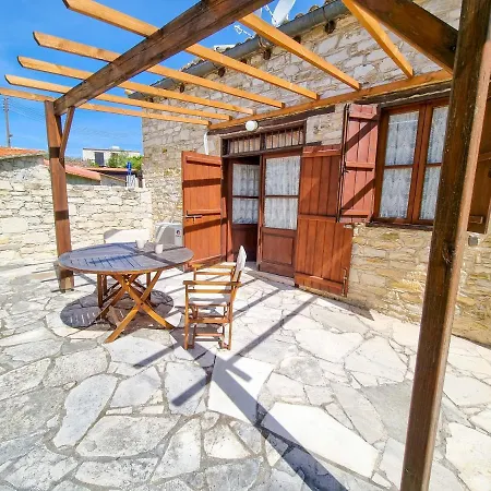 Aphrodite's Pool Retreat Apartamento Skarinou