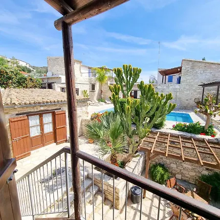 Apartman Aphrodite's Pool Retreat Szkarínu