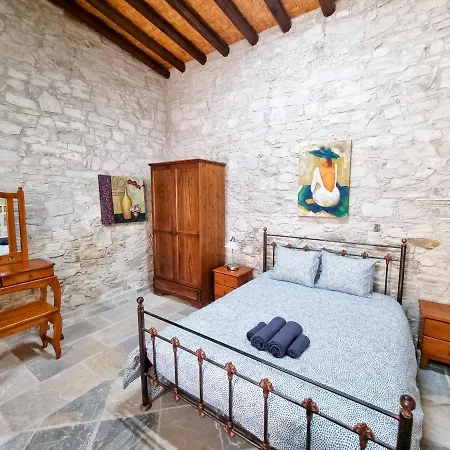 Apartment Aphrodite's Pool Retreat *