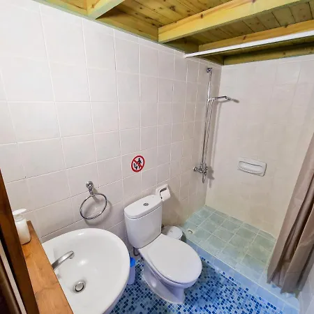 Aphrodite's Pool Retreat Appartement *