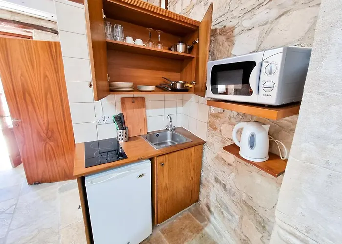 Aphrodite's Pool Retreat Apartamento *