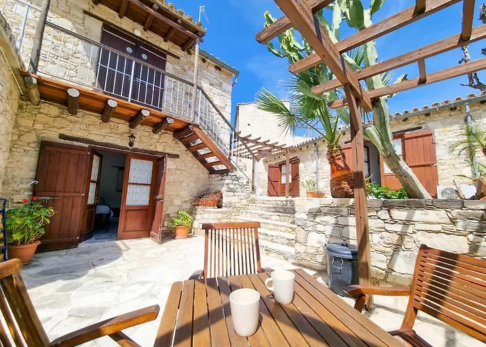 Apartmán Aphrodite's Pool Retreat