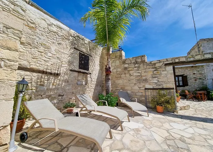 Apartamento Aphrodite's Pool Retreat